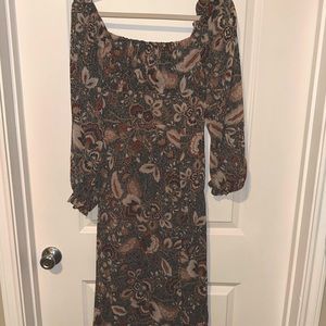 VICI Long Sleeve Midi dress